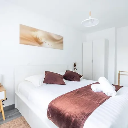 New Splendid Appt Terrace - 5 Min Disneyland Paris *