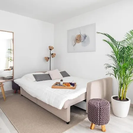 New Splendid Appt Terrace - 5 Min Disneyland Paris Montevrain
